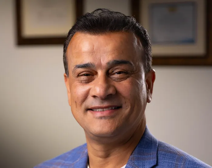 Haytham Fares's photo